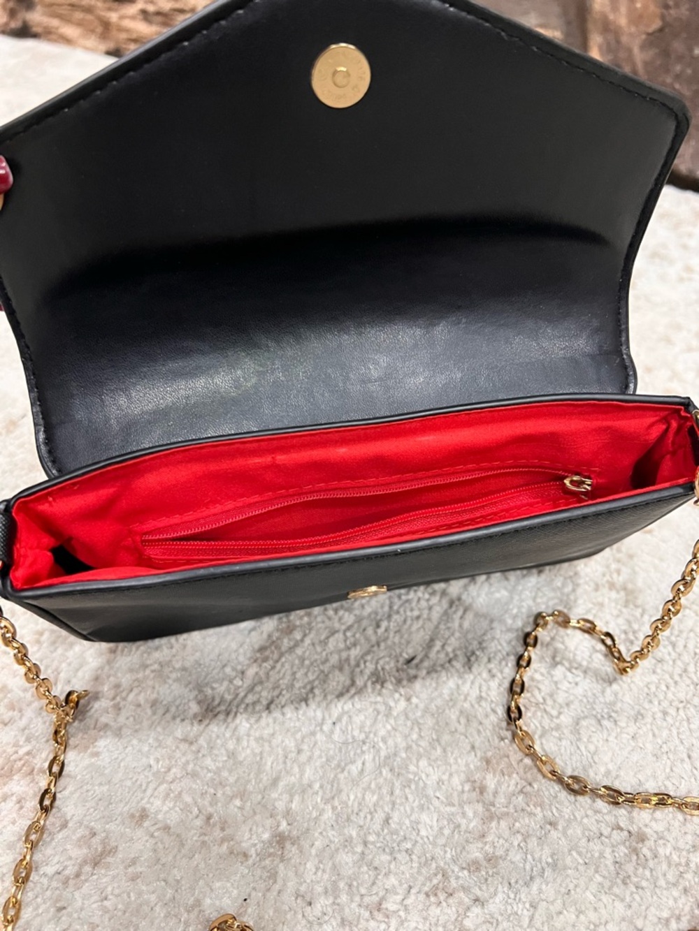 Marilyn Monroe Black Crossbody with Gold Chain